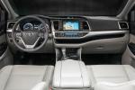 Toyota Highlander XLE 2016 года